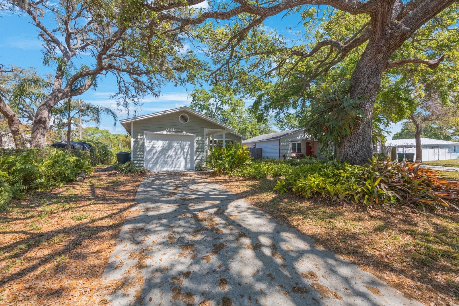 821 6TH ST S, SAFETY HARBOR, FL, 34695
