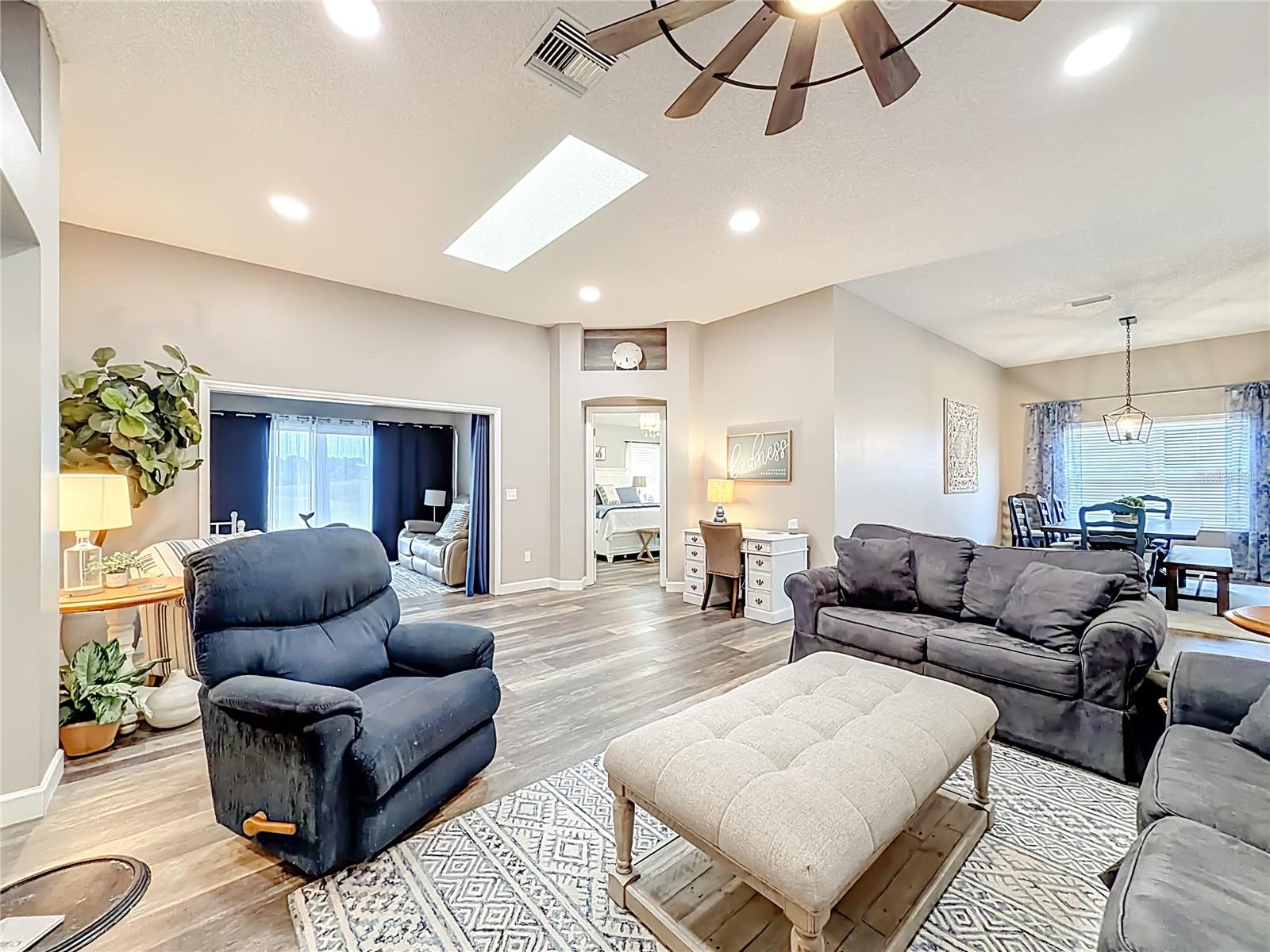 2142 MARGARITA DR, THE VILLAGES, FL, 32159