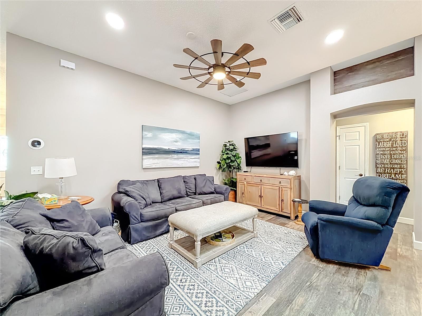 2142 MARGARITA DR, THE VILLAGES, FL, 32159