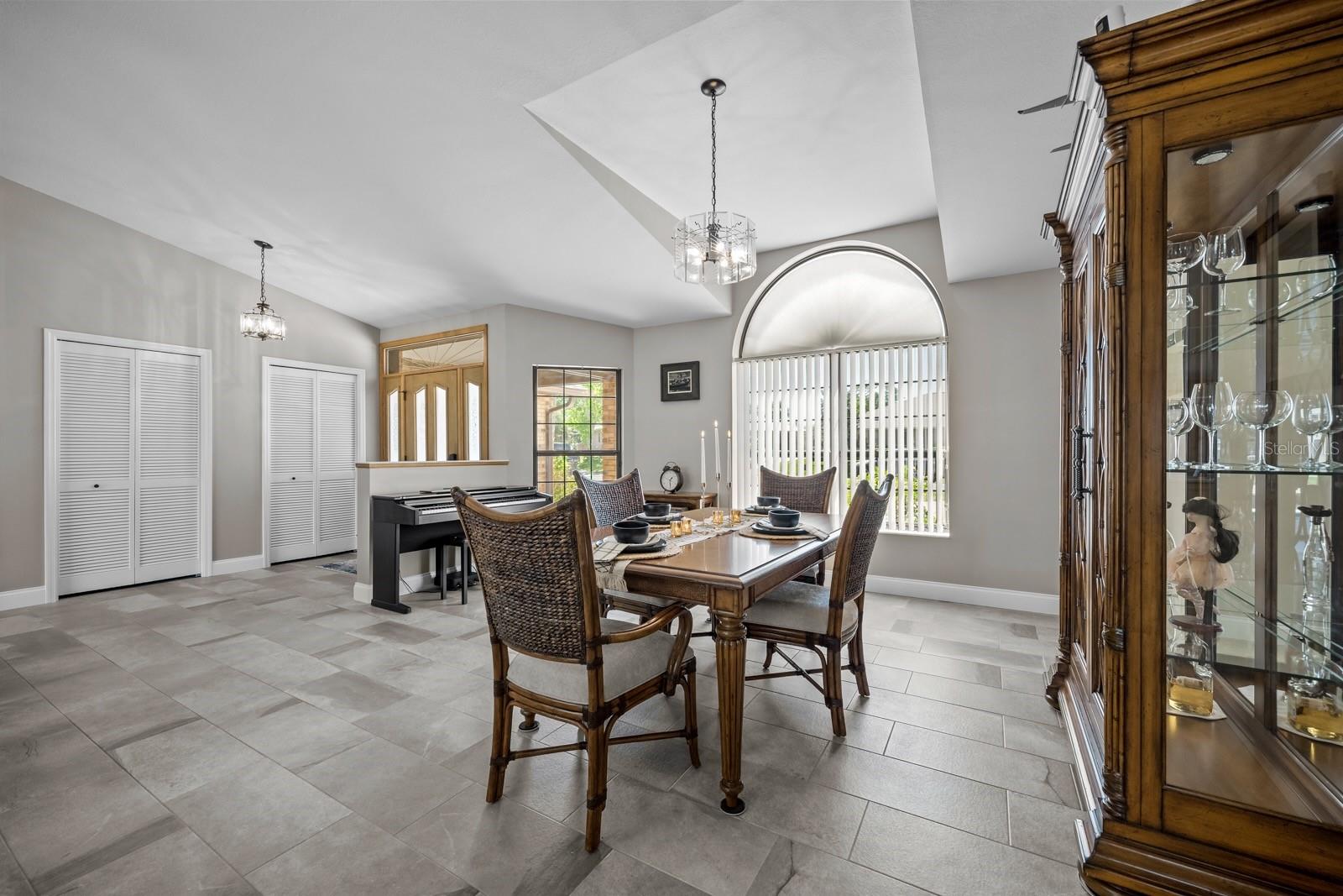 53 COTTONWOOD CT, PALM COAST, FL, 32137