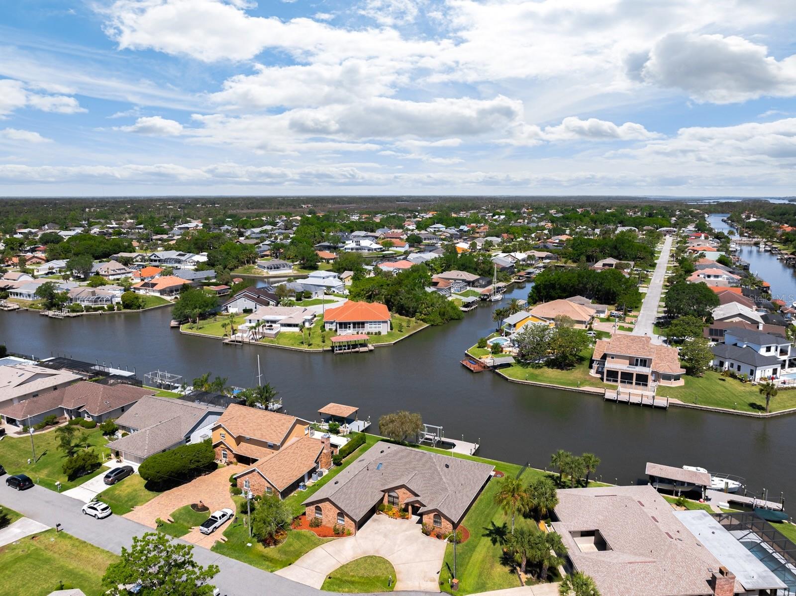 53 COTTONWOOD CT, PALM COAST, FL, 32137