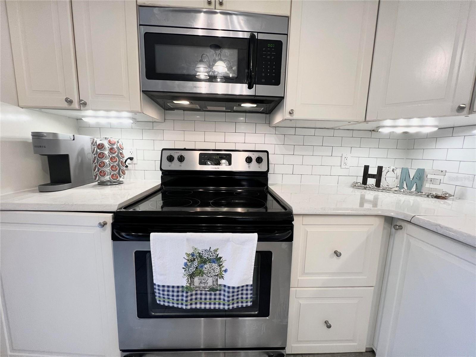 682 1ST CT, PALM HARBOR, FL, 34684