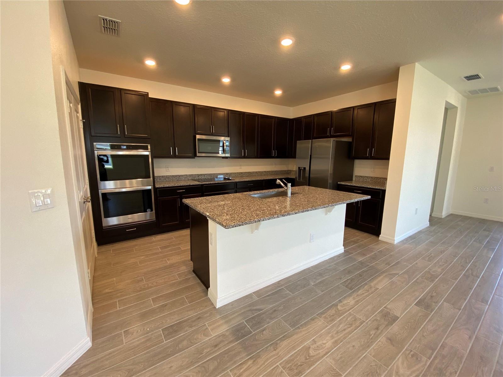 1210 AUGUSTUS DR, DAVENPORT, FL, 33896