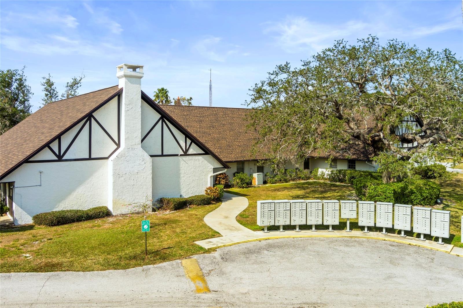 210 N BAYSHORE BLVD #202, CLEARWATER, FL, 33759