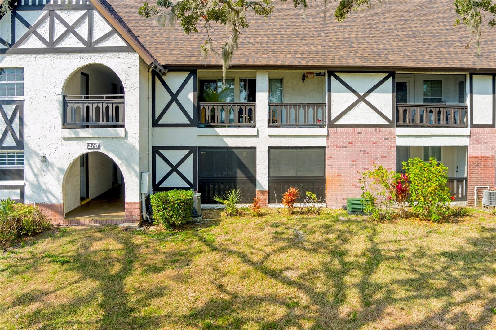 210 N BAYSHORE BLVD #202, CLEARWATER, FL, 33759