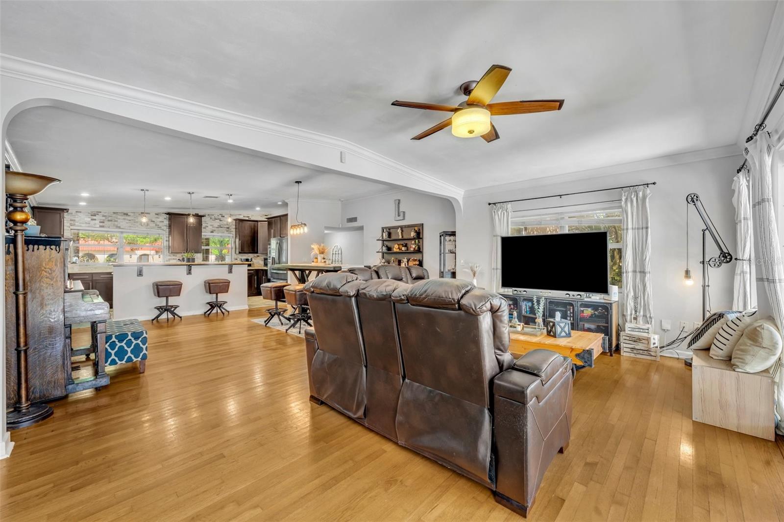813 ENSENADA DR, ORLANDO, FL, 32825