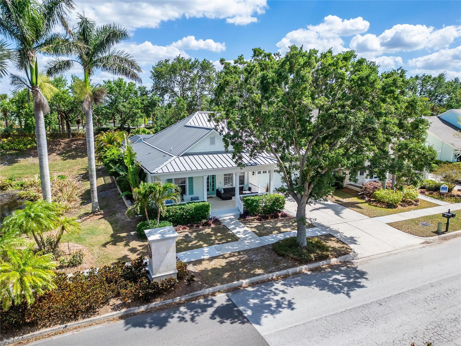 308 MANNS HARBOR DR, APOLLO BEACH, FL, 33572