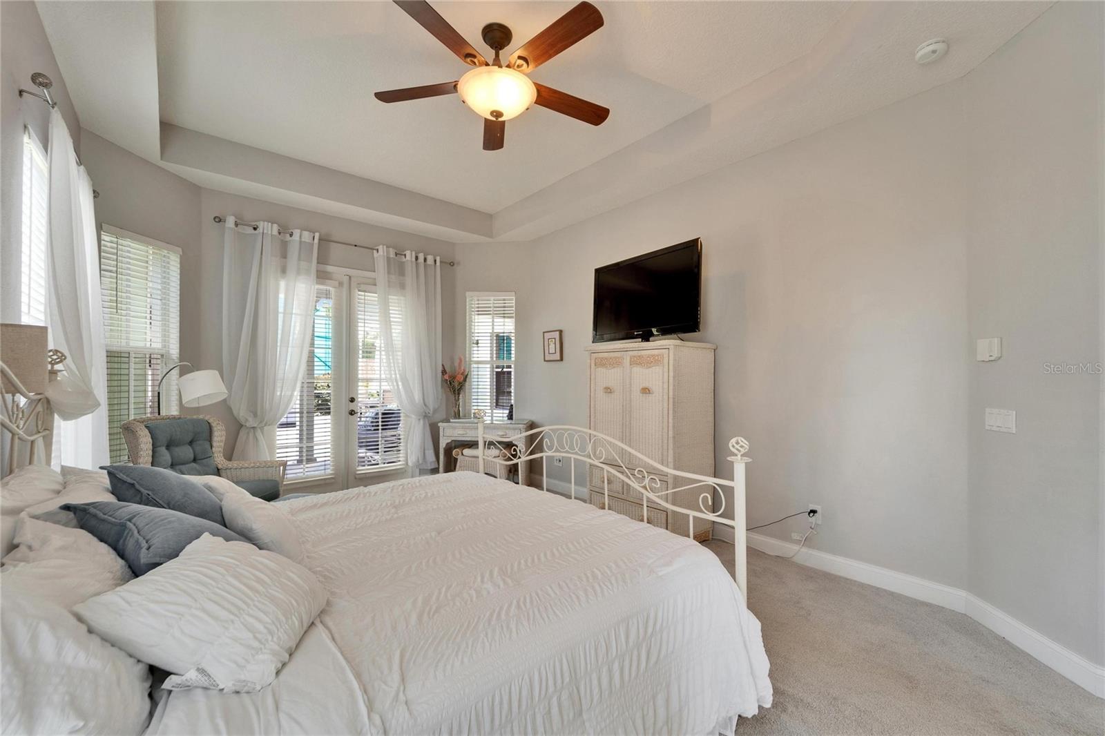 308 MANNS HARBOR DR, APOLLO BEACH, FL, 33572