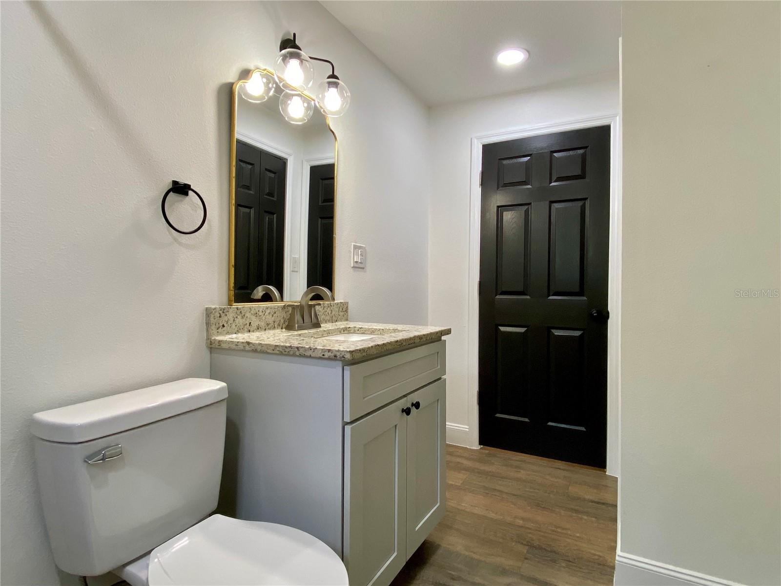 111 E KEY AVE, EUSTIS, FL, 32726