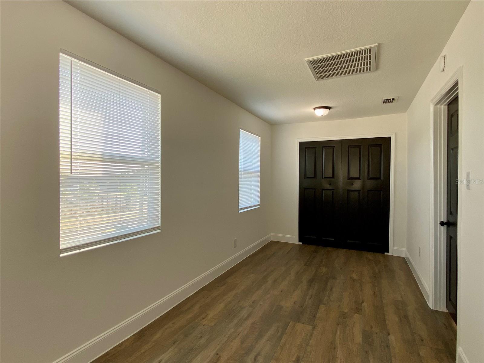 111 E KEY AVE, EUSTIS, FL, 32726