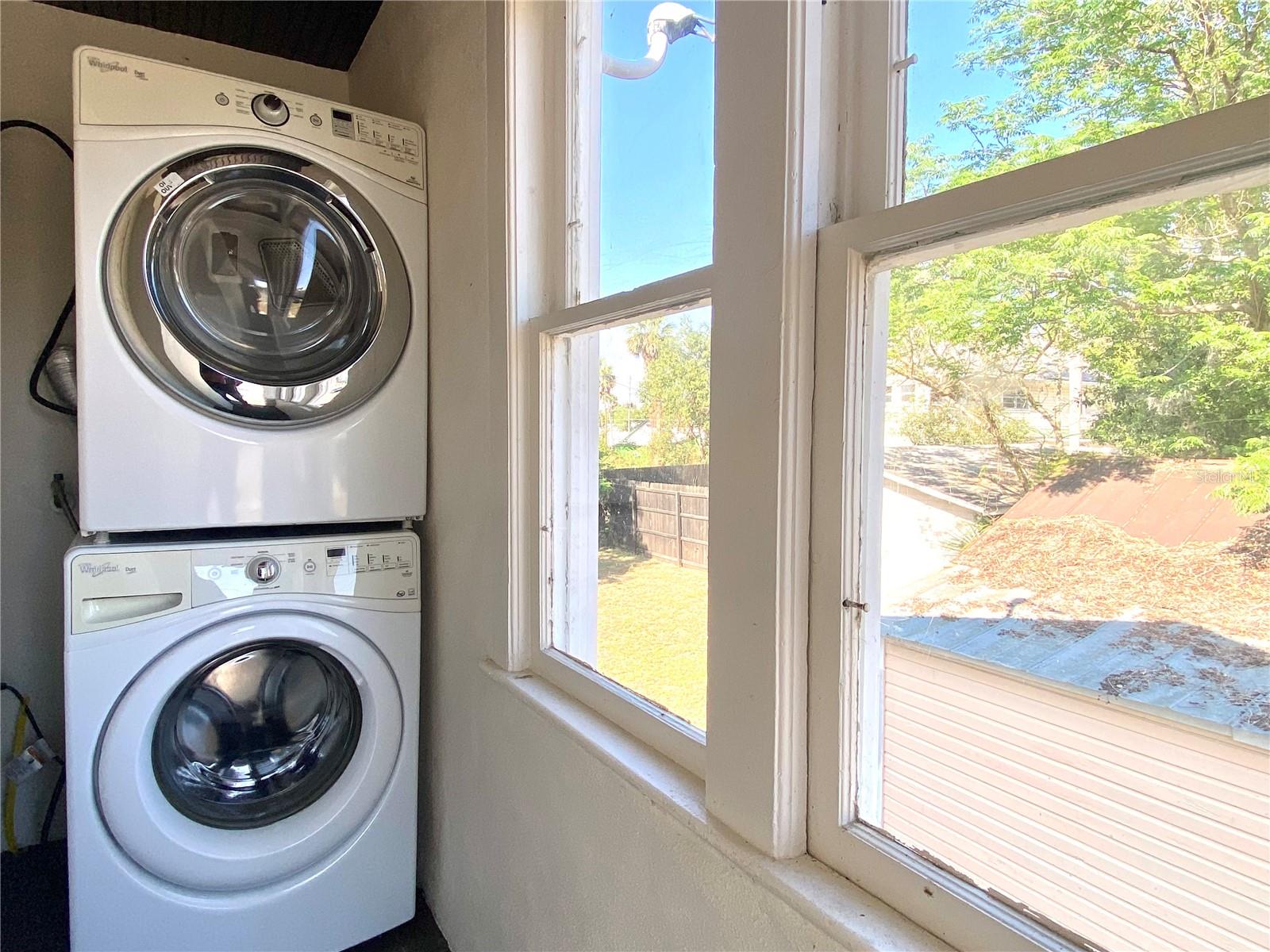 111 E KEY AVE, EUSTIS, FL, 32726
