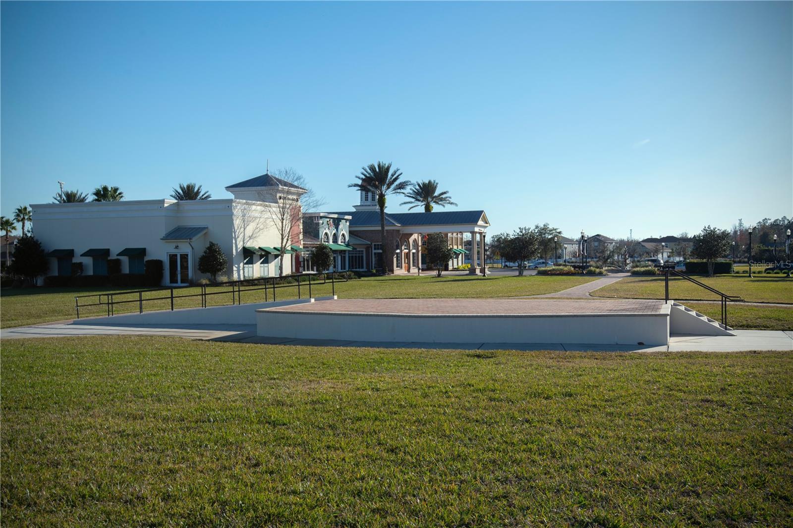 9411 RAISED TULIP LN, LAND O LAKES, FL, 34637