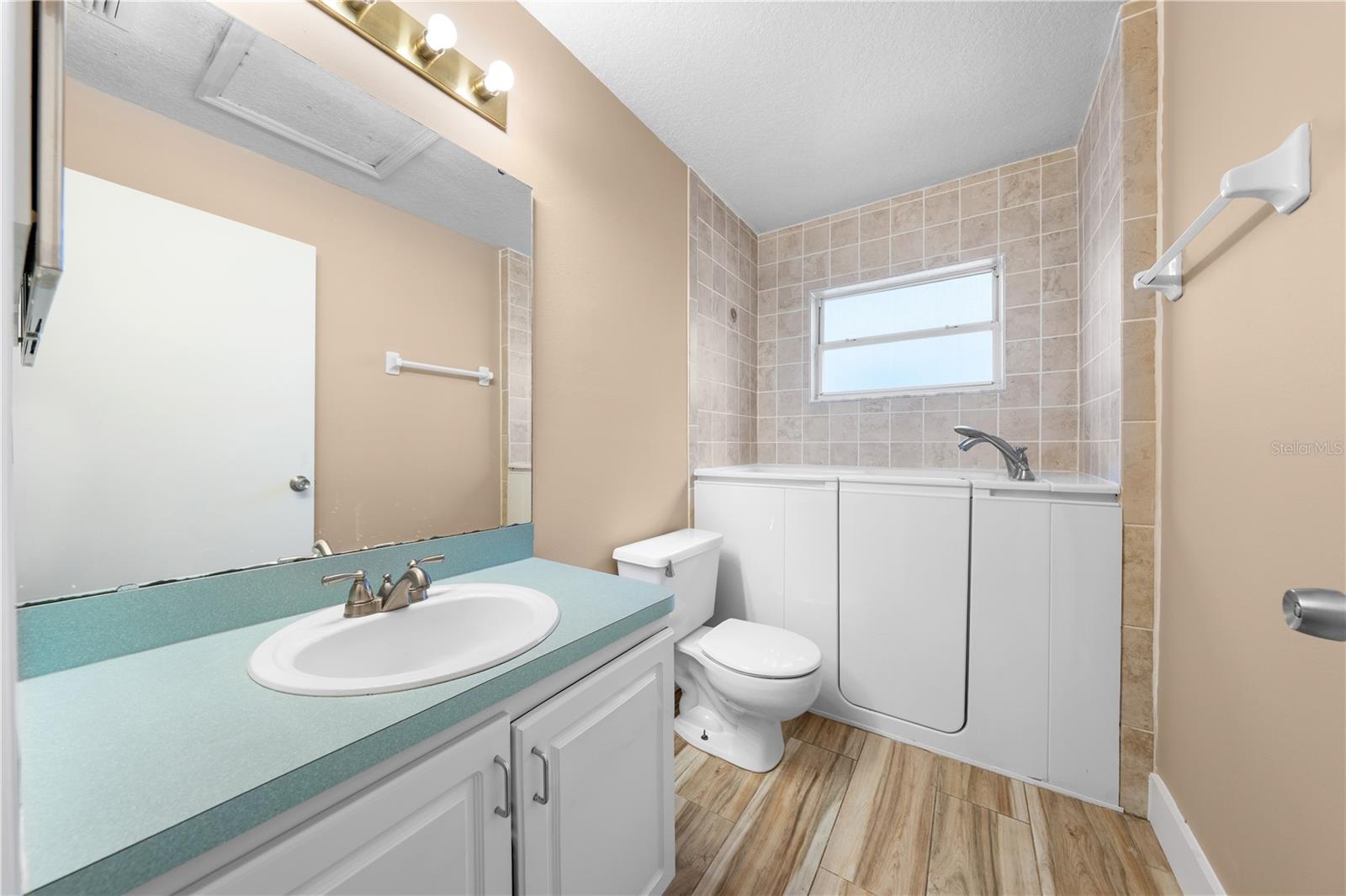 907 ROBINSON AVE, ST CLOUD, FL, 34769