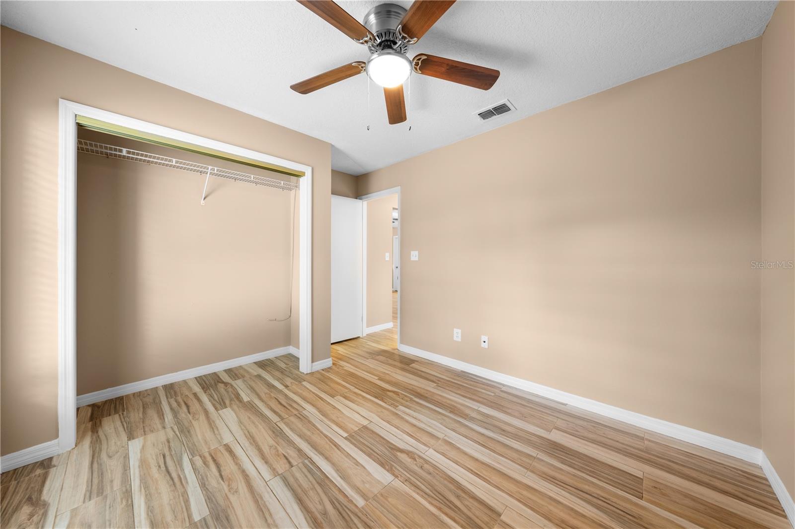 907 ROBINSON AVE, ST CLOUD, FL, 34769