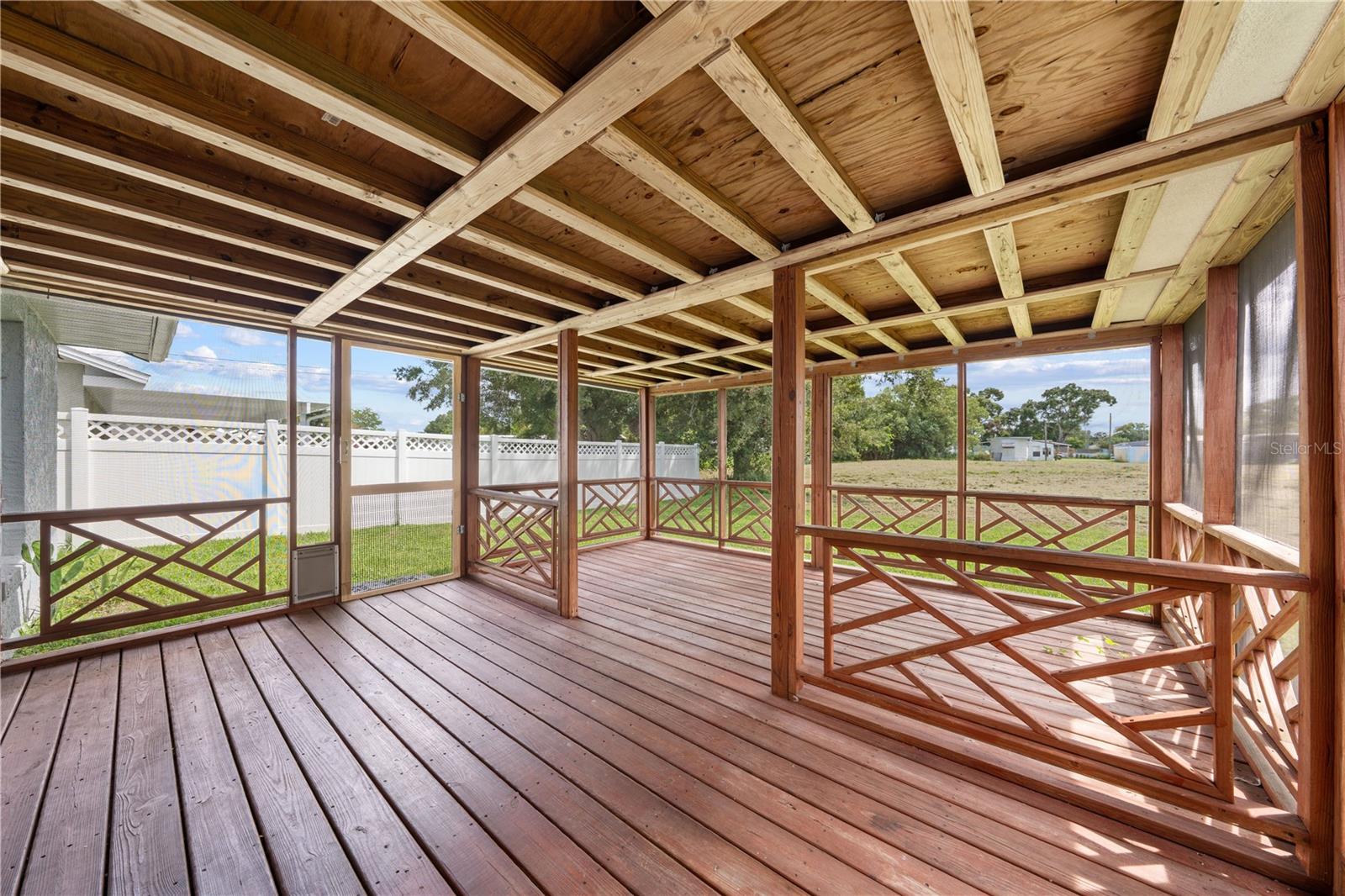 907 ROBINSON AVE, ST CLOUD, FL, 34769