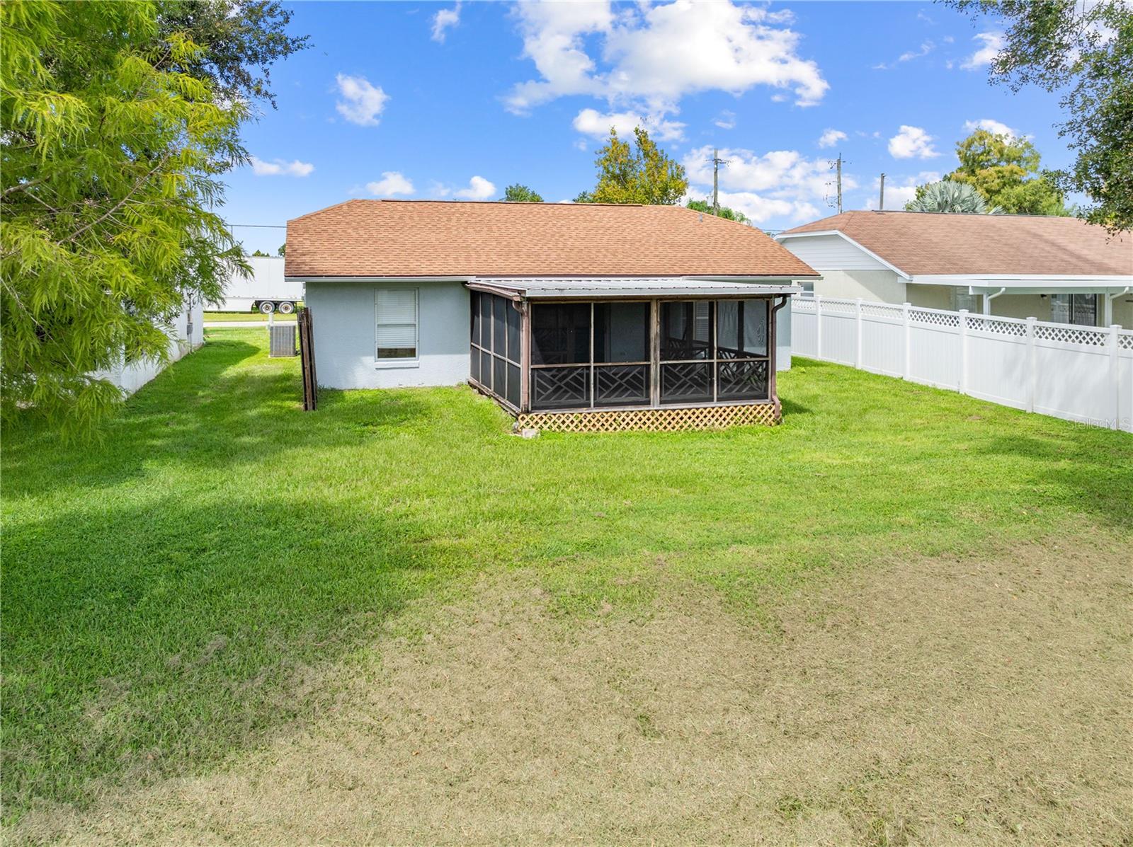 907 ROBINSON AVE, ST CLOUD, FL, 34769