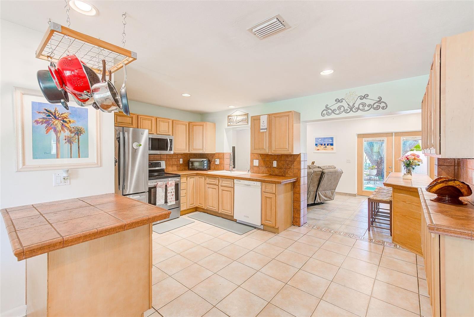 700 16TH ST NW, LARGO, FL, 33770