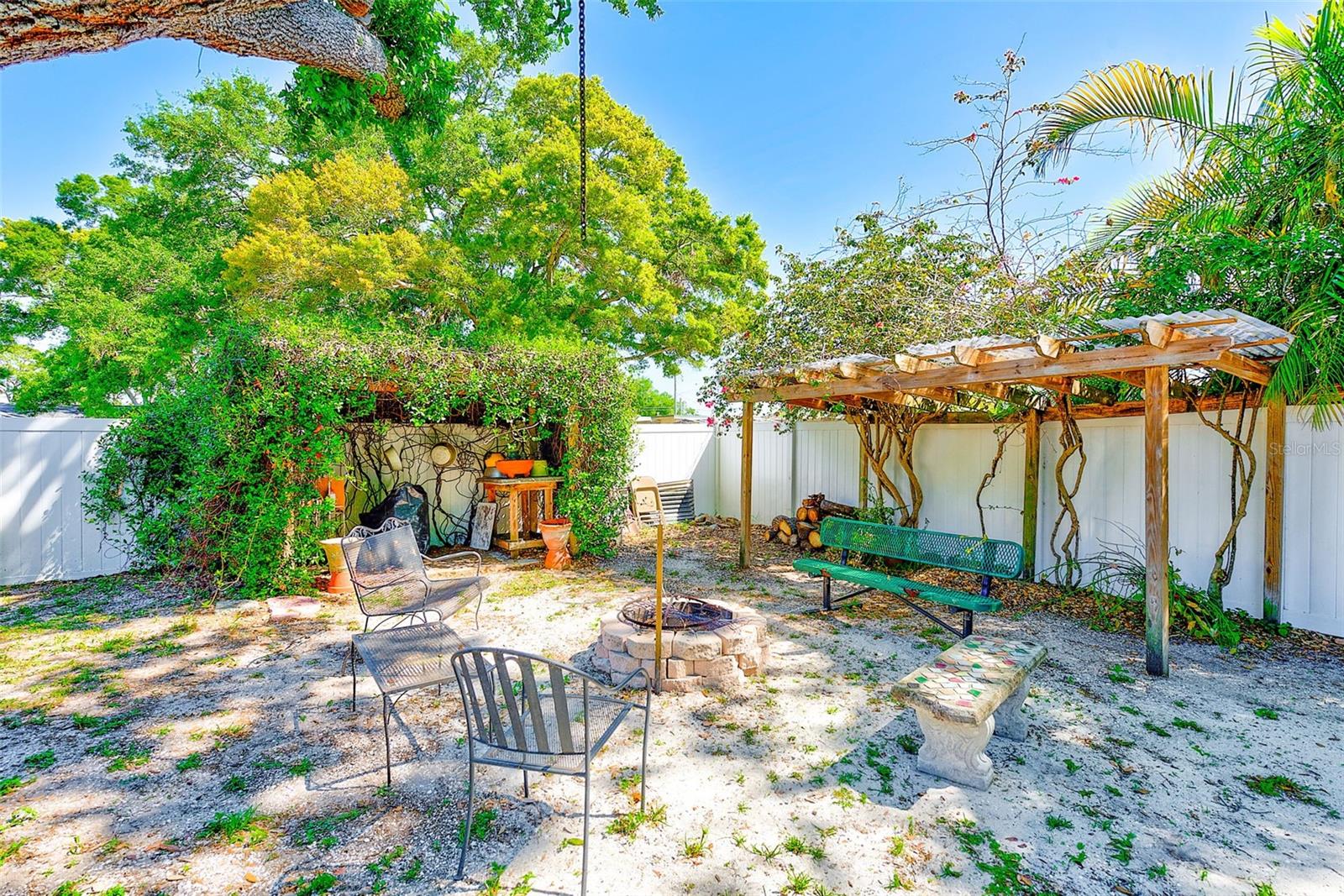 700 16TH ST NW, LARGO, FL, 33770