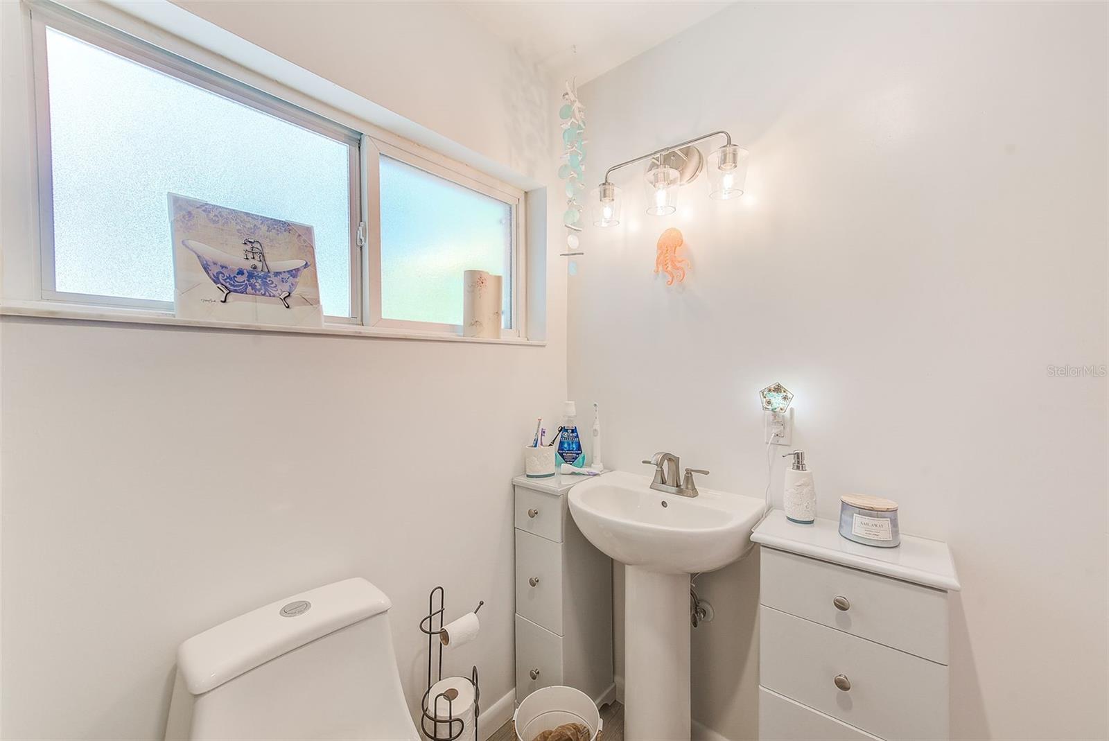700 16TH ST NW, LARGO, FL, 33770