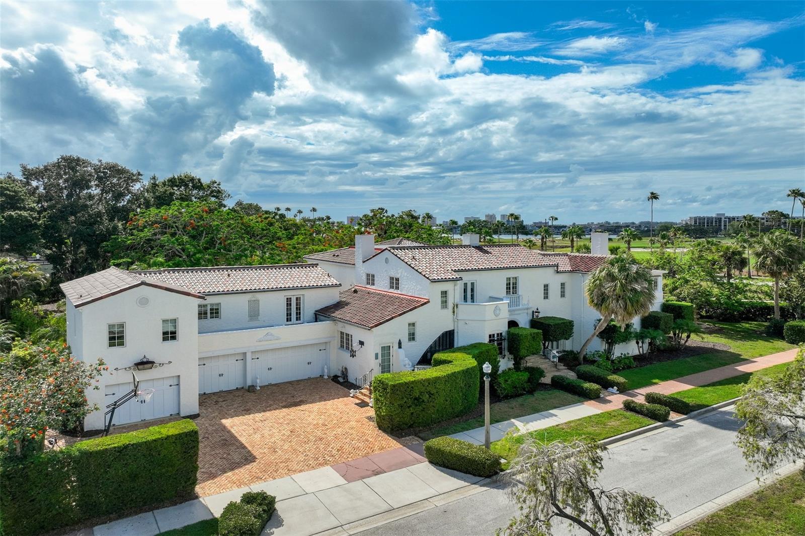 1102 PALM VIEW AVE, BELLEAIR, FL, 33756