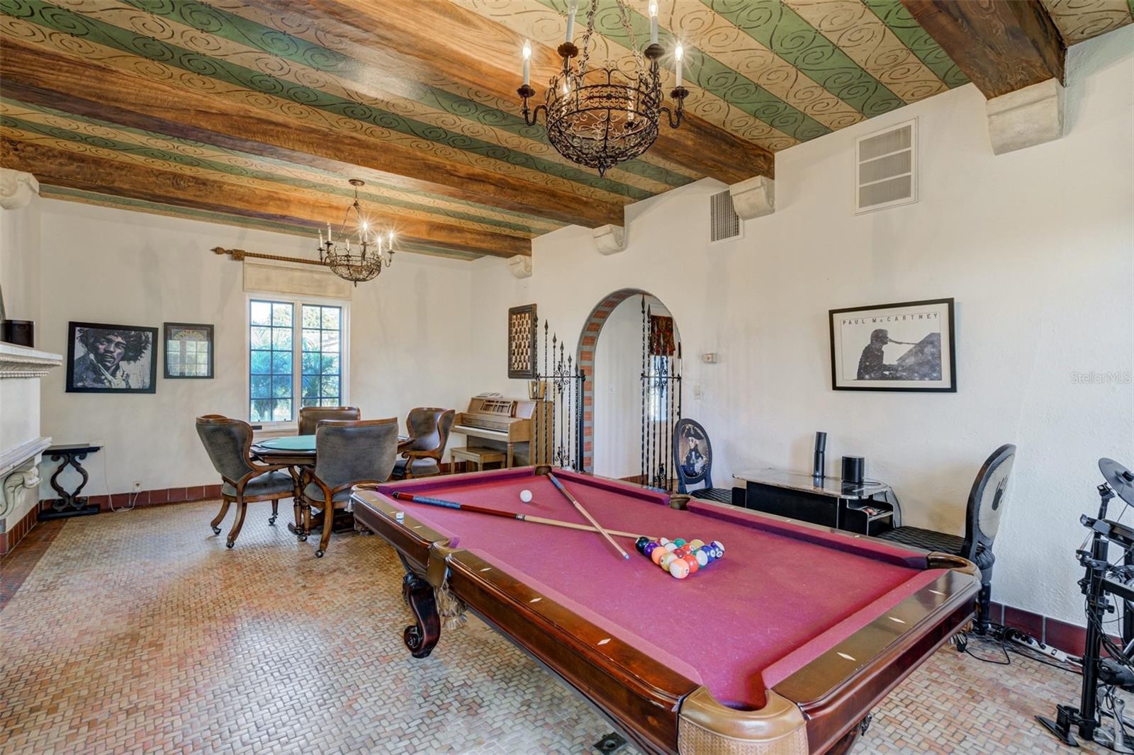 1102 PALM VIEW AVE, BELLEAIR, FL, 33756