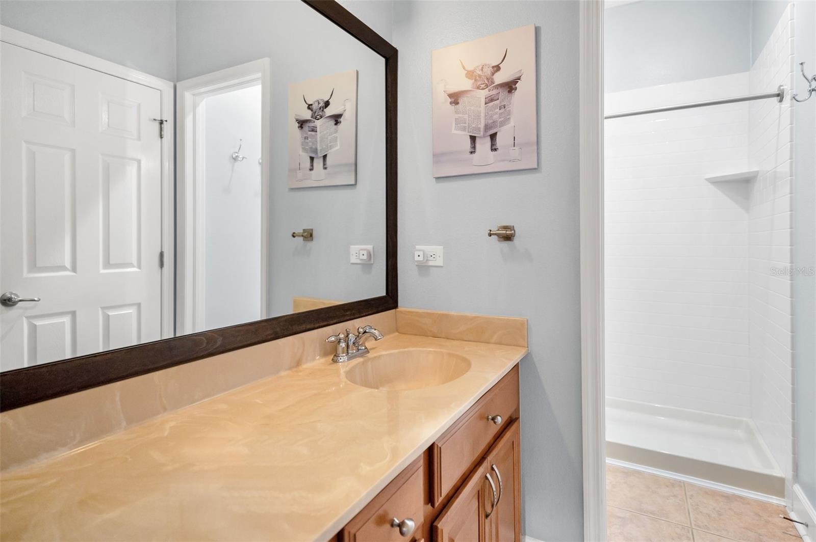 7082 CONCH BLVD, SEMINOLE, FL, 33777