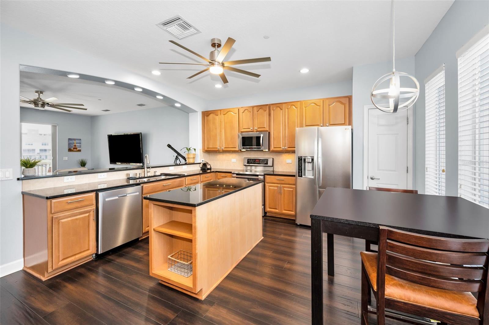 7082 CONCH BLVD, SEMINOLE, FL, 33777