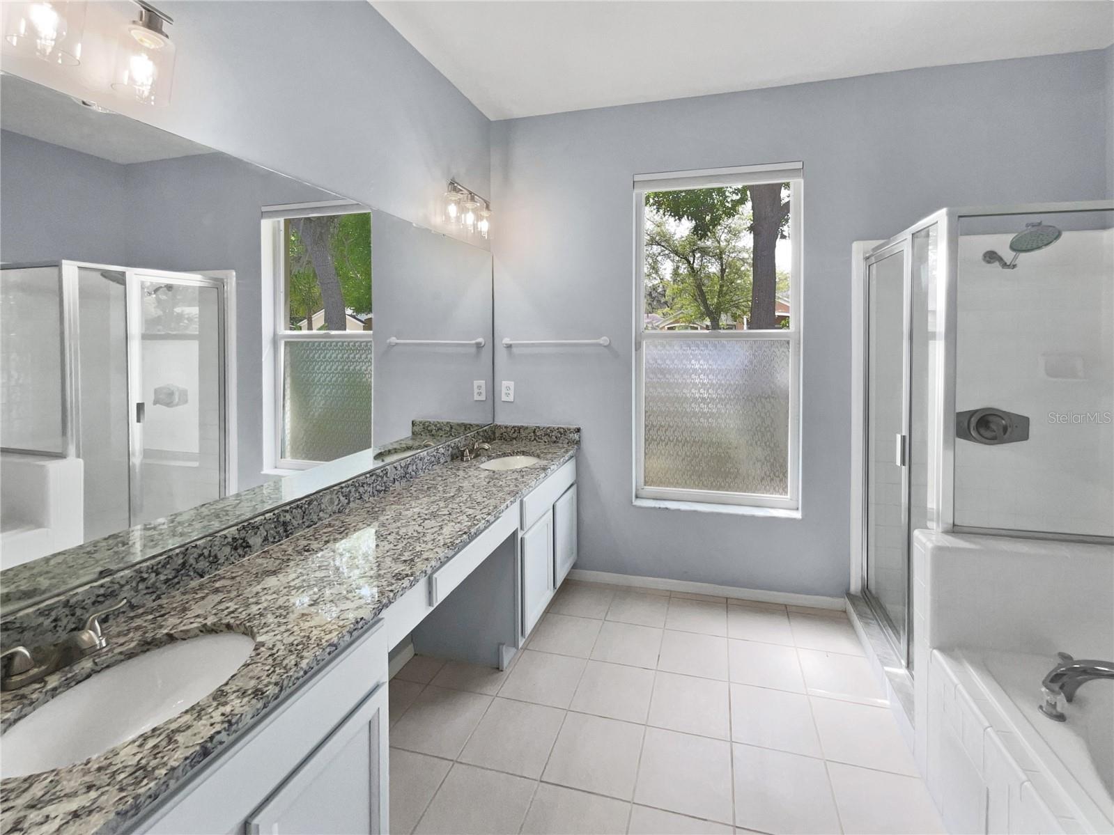 1051 SHIMMERING SAND DR, OCOEE, FL, 34761