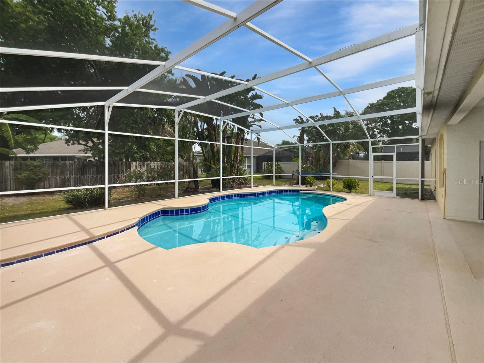 1051 SHIMMERING SAND DR, OCOEE, FL, 34761