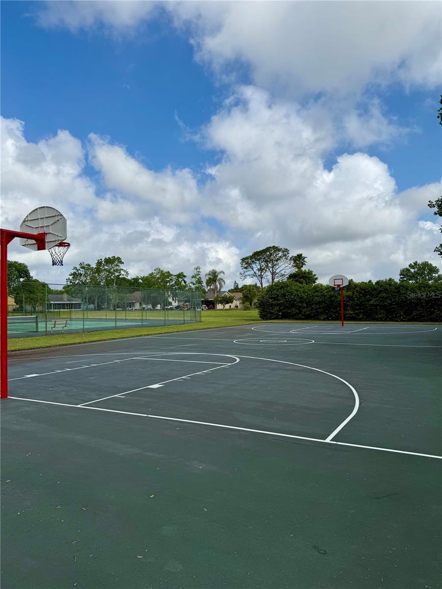 5572 DEER CREEK DR, ORLANDO, FL, 32821