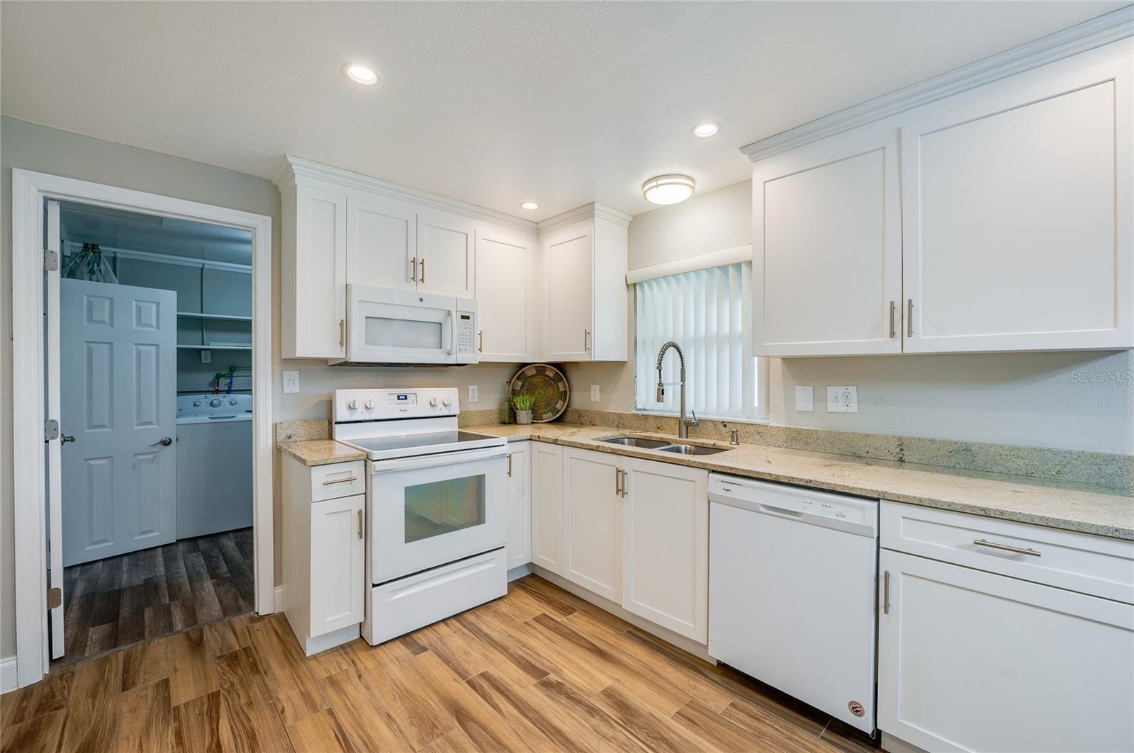 535 ORANGE AVE, PORT ORANGE, FL, 32127