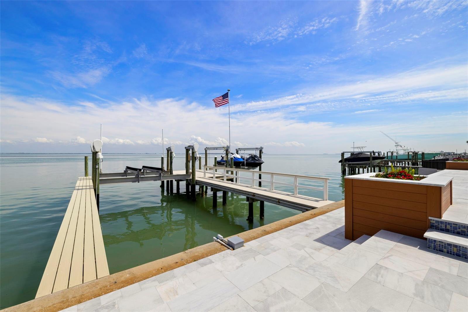 501 1ST AVE S, TIERRA VERDE, FL, 33715