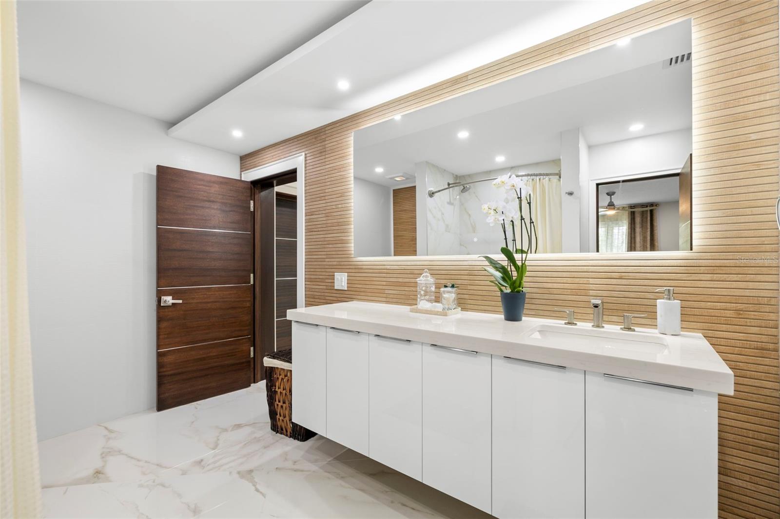 501 1ST AVE S, TIERRA VERDE, FL, 33715