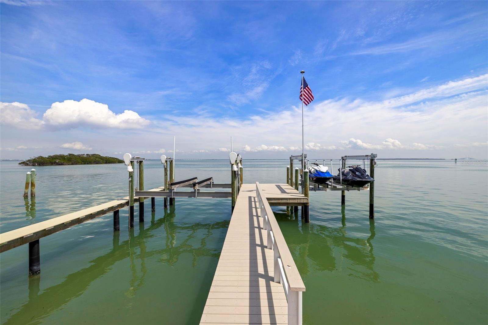 501 1ST AVE S, TIERRA VERDE, FL, 33715