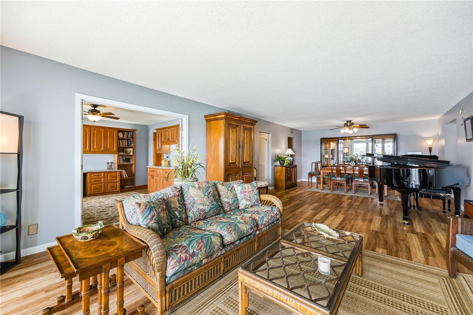 400 64TH AVE #305, ST PETE BEACH, FL, 33706
