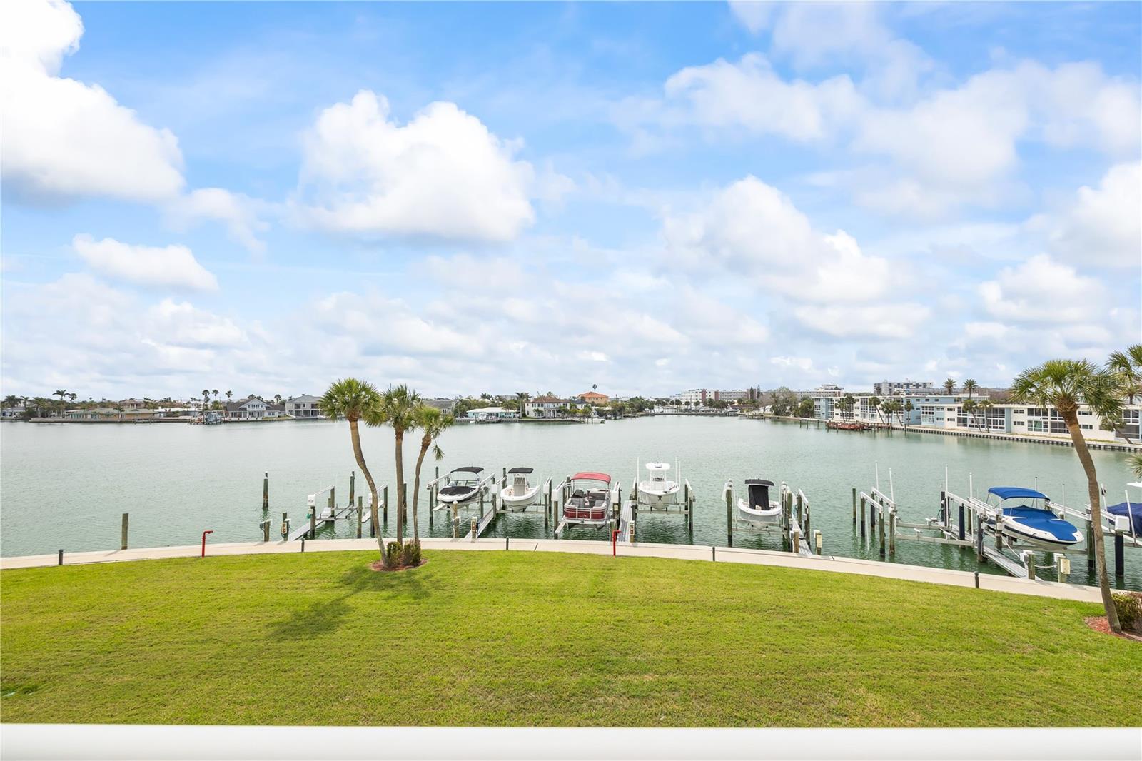 400 64TH AVE #305, ST PETE BEACH, FL, 33706