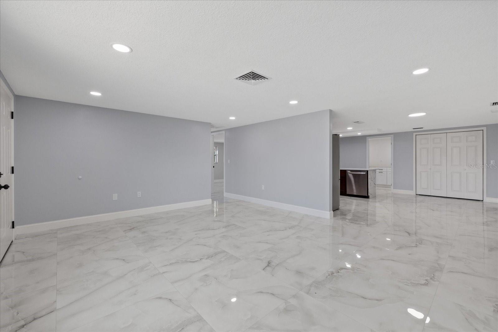 7736 SEASHORE DR, PORT RICHEY, FL, 34668