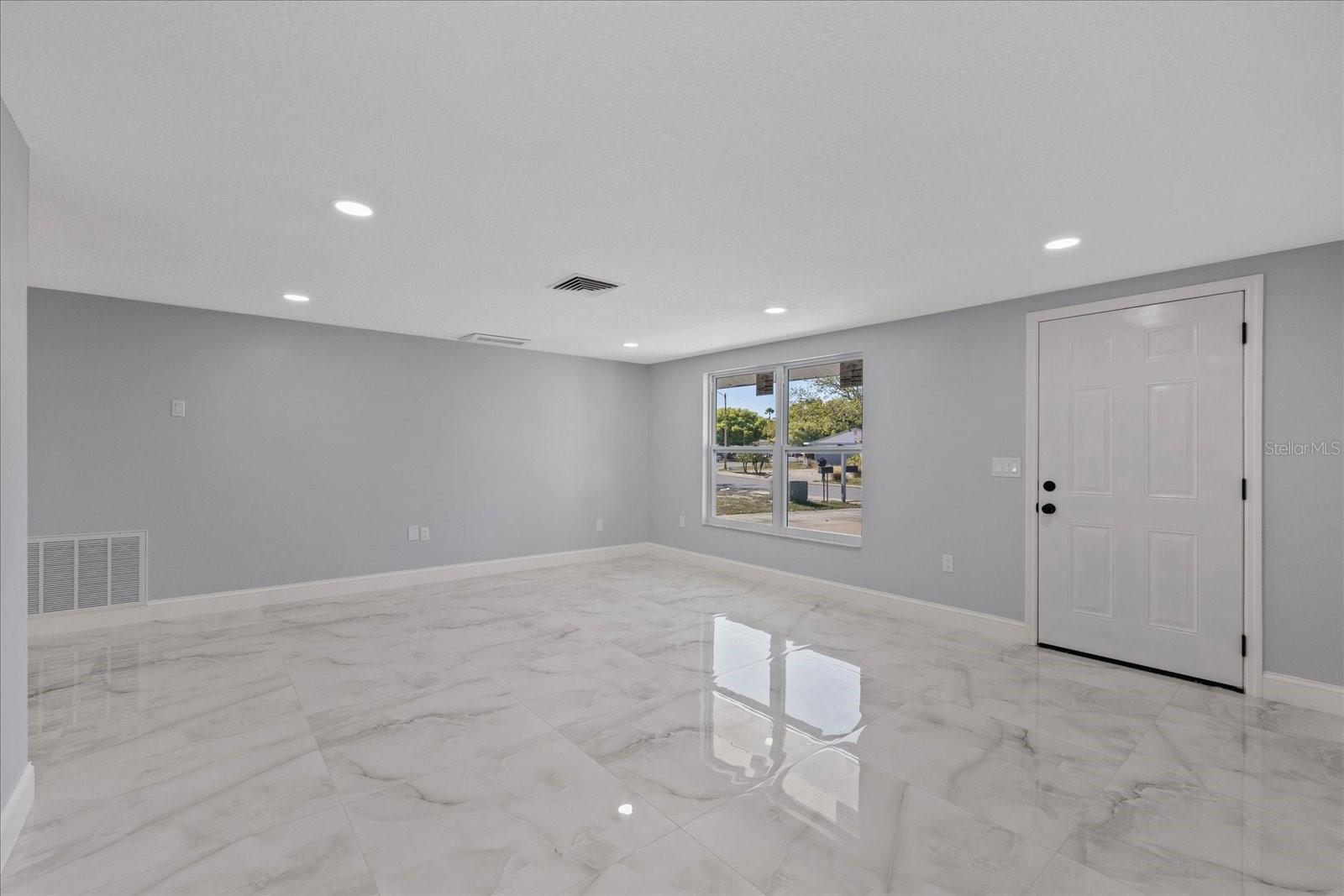 7736 SEASHORE DR, PORT RICHEY, FL, 34668