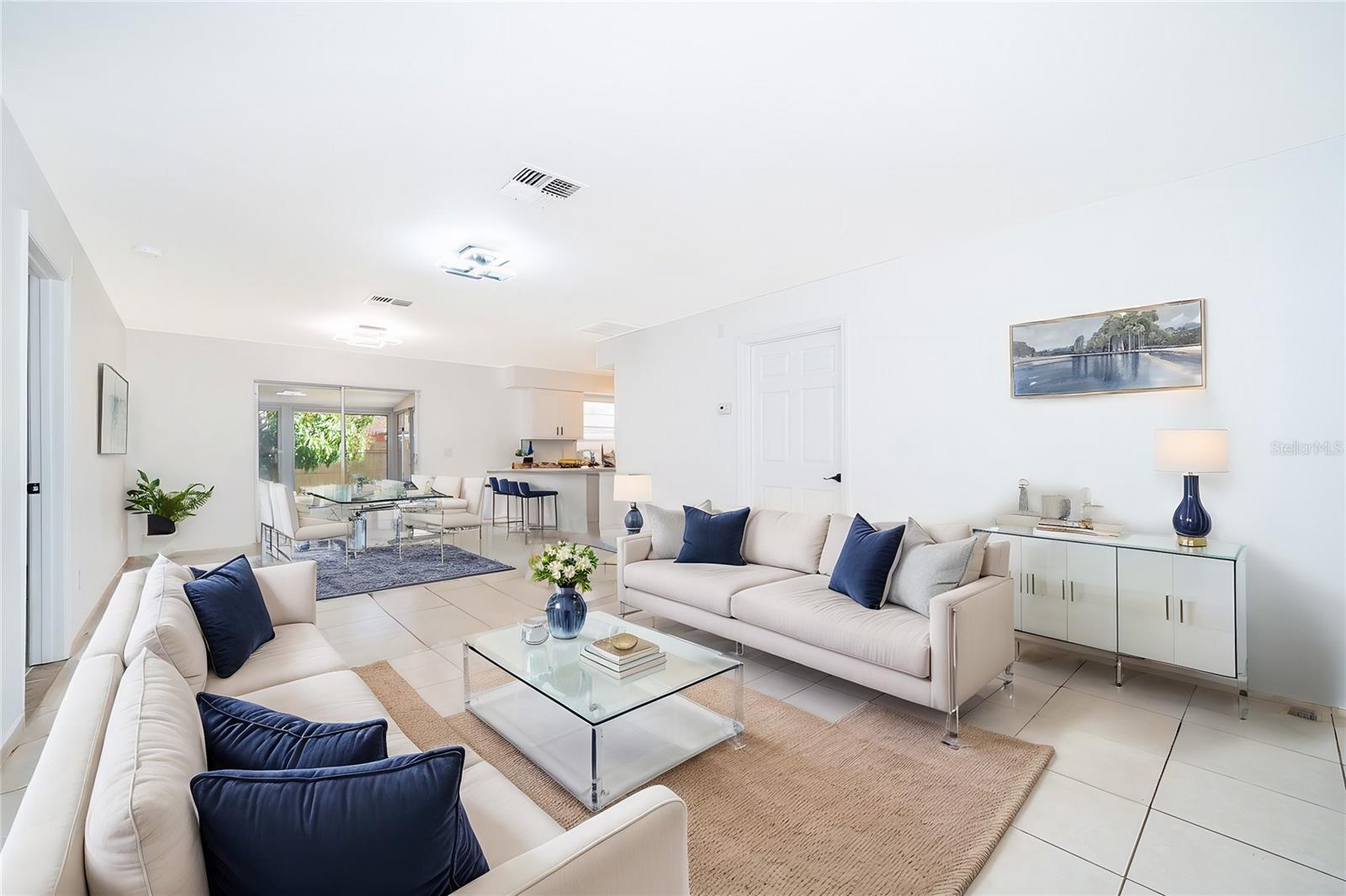 201 LA PAZ DR, KISSIMMEE, FL, 34743