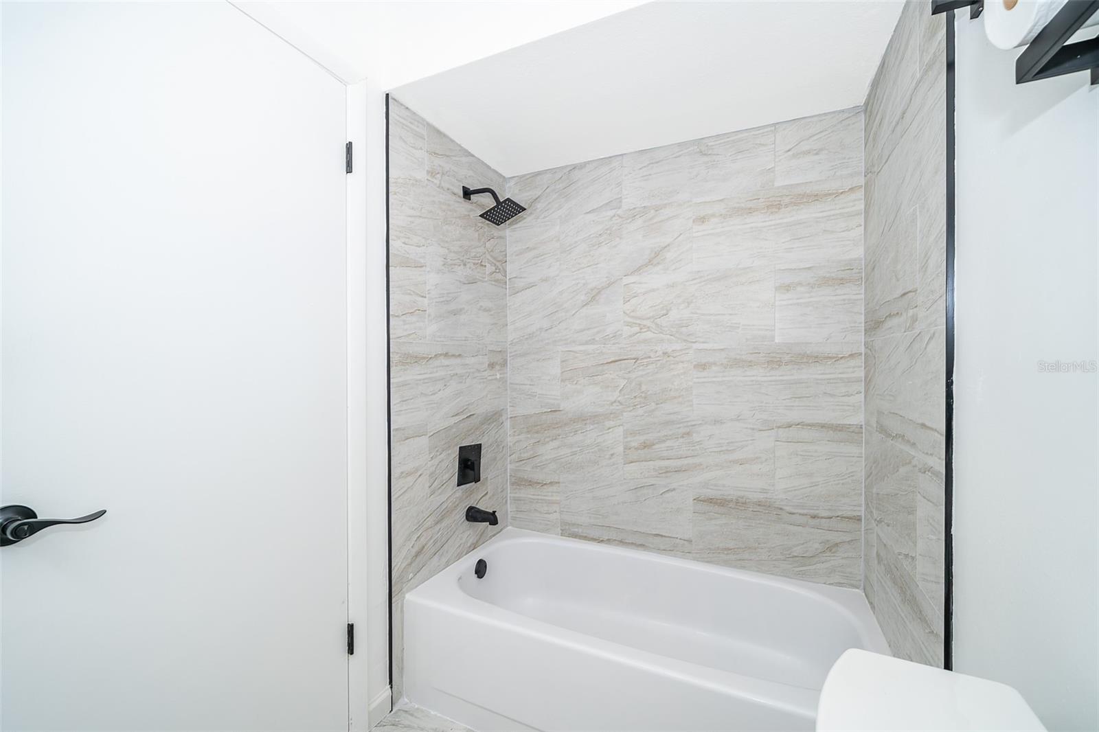 201 LA PAZ DR, KISSIMMEE, FL, 34743