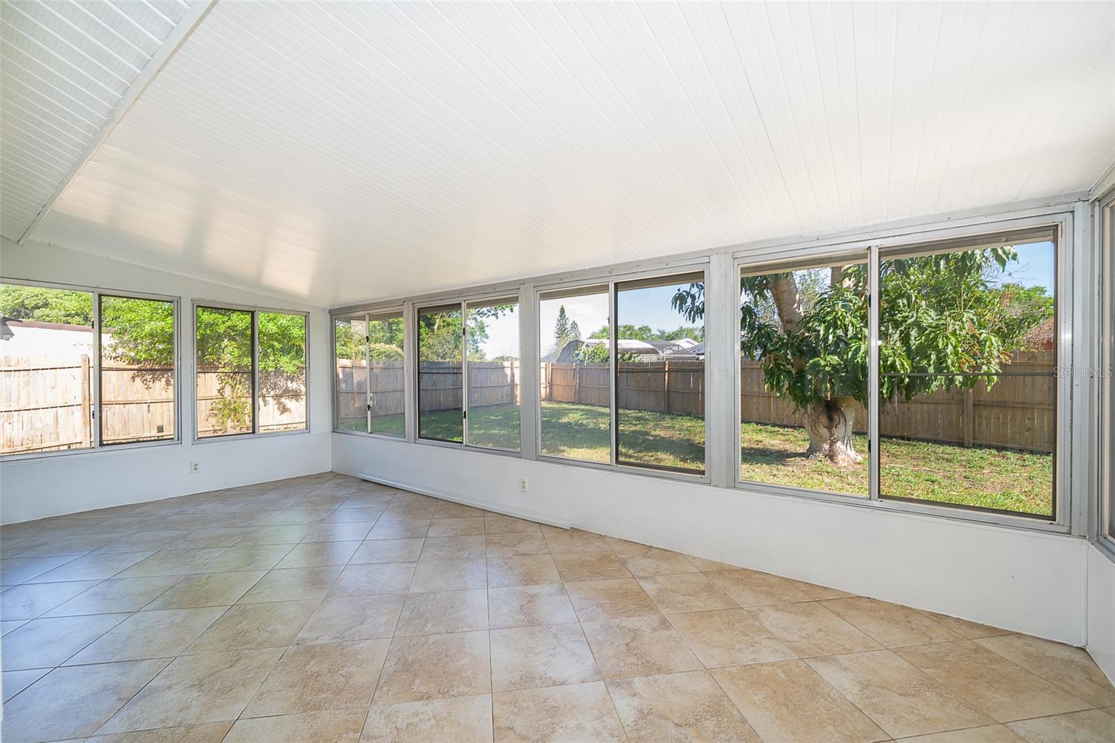 201 LA PAZ DR, KISSIMMEE, FL, 34743