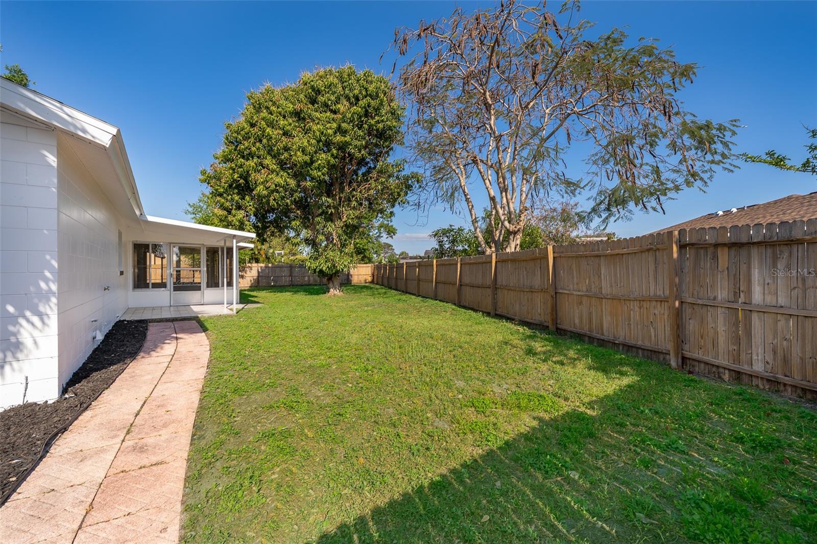 201 LA PAZ DR, KISSIMMEE, FL, 34743