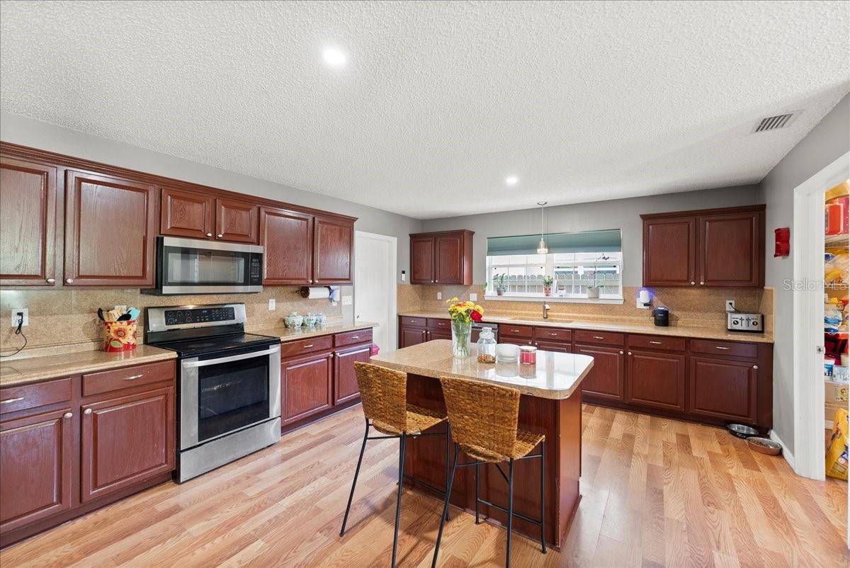 14 SERBIAN BELLFLOWER TRL, PALM COAST, FL, 32164