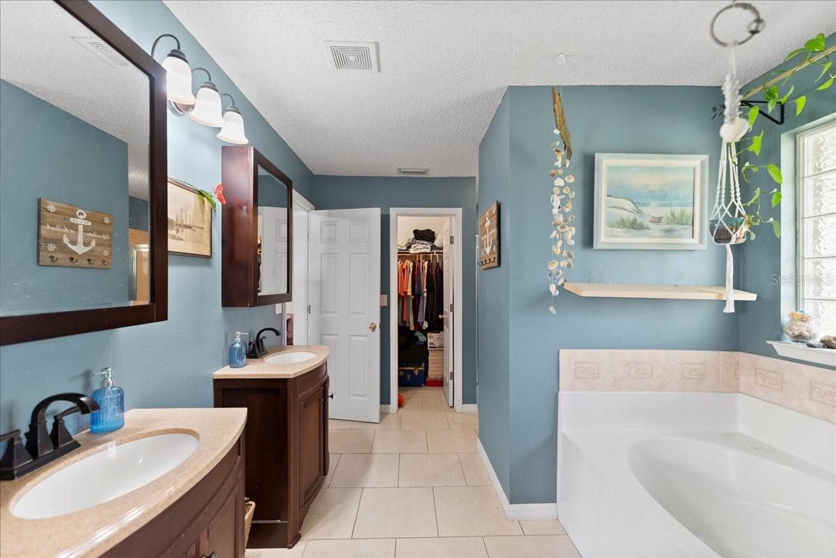 14 SERBIAN BELLFLOWER TRL, PALM COAST, FL, 32164