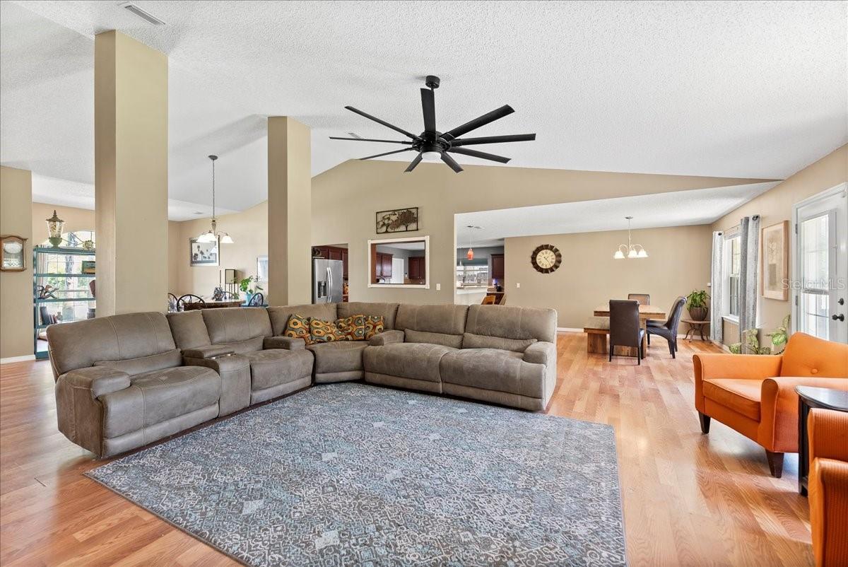 14 SERBIAN BELLFLOWER TRL, PALM COAST, FL, 32164