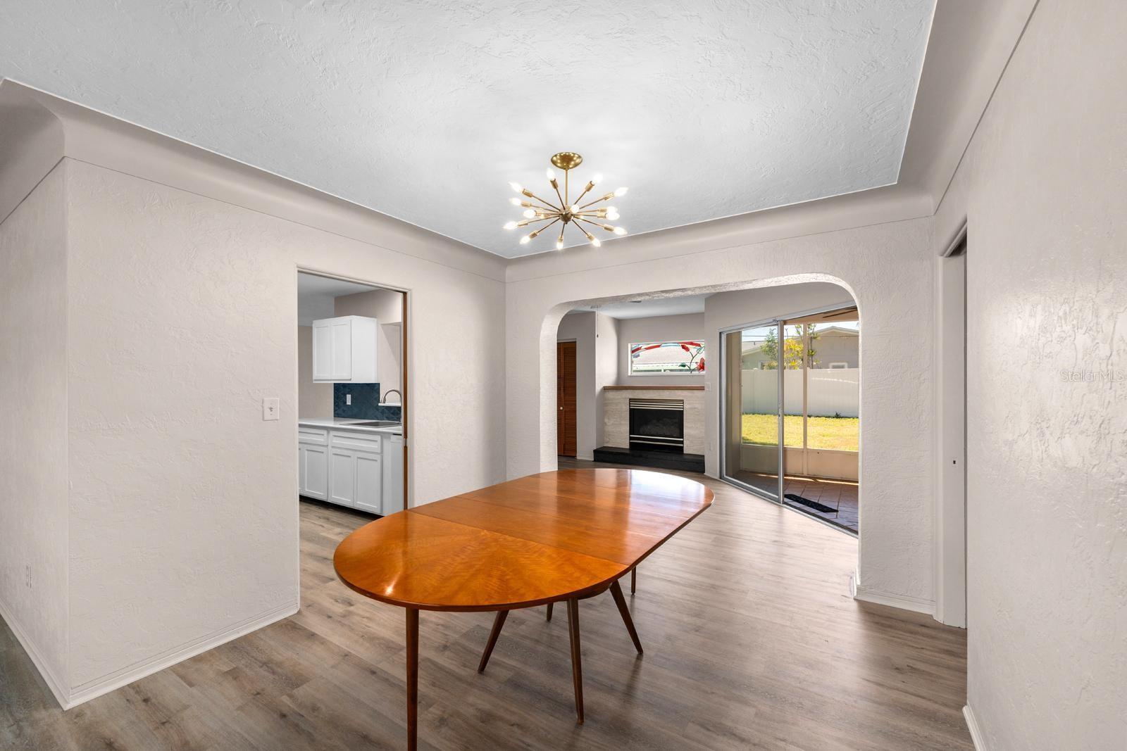 6470 28TH TER N, ST PETERSBURG, FL, 33710