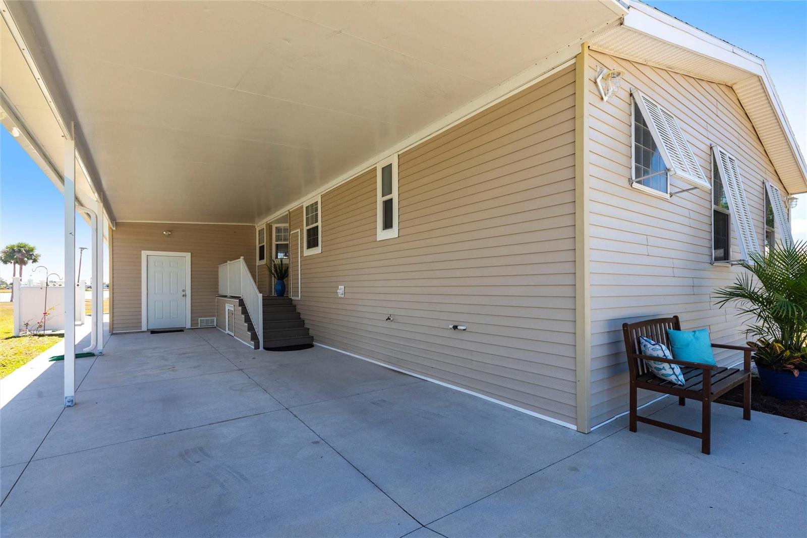 7360 VARLEY CIR, PORT CHARLOTTE, FL, 33981