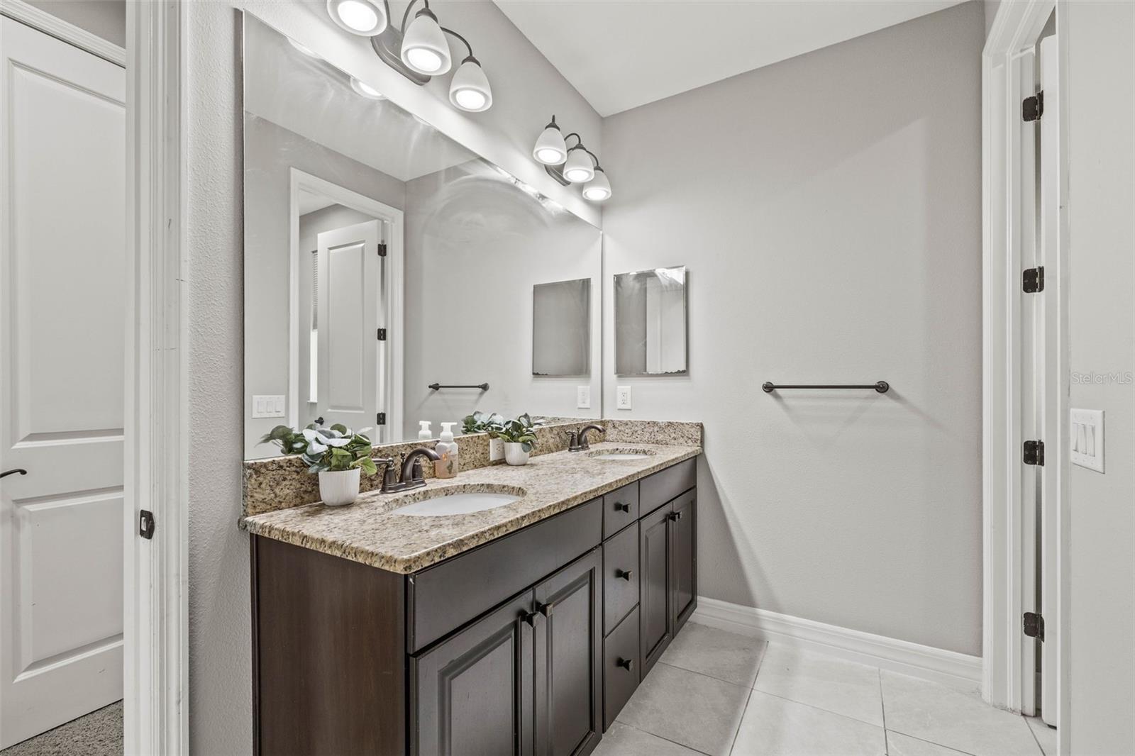 32203 WENLOCK LOOP, WESLEY CHAPEL, FL, 33543