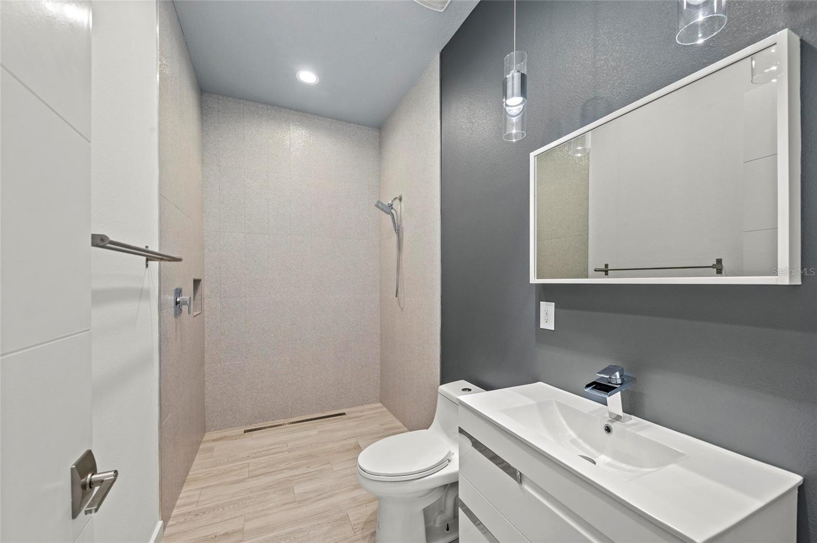 5838 MERIWETHER PL, SARASOTA, FL, 34232