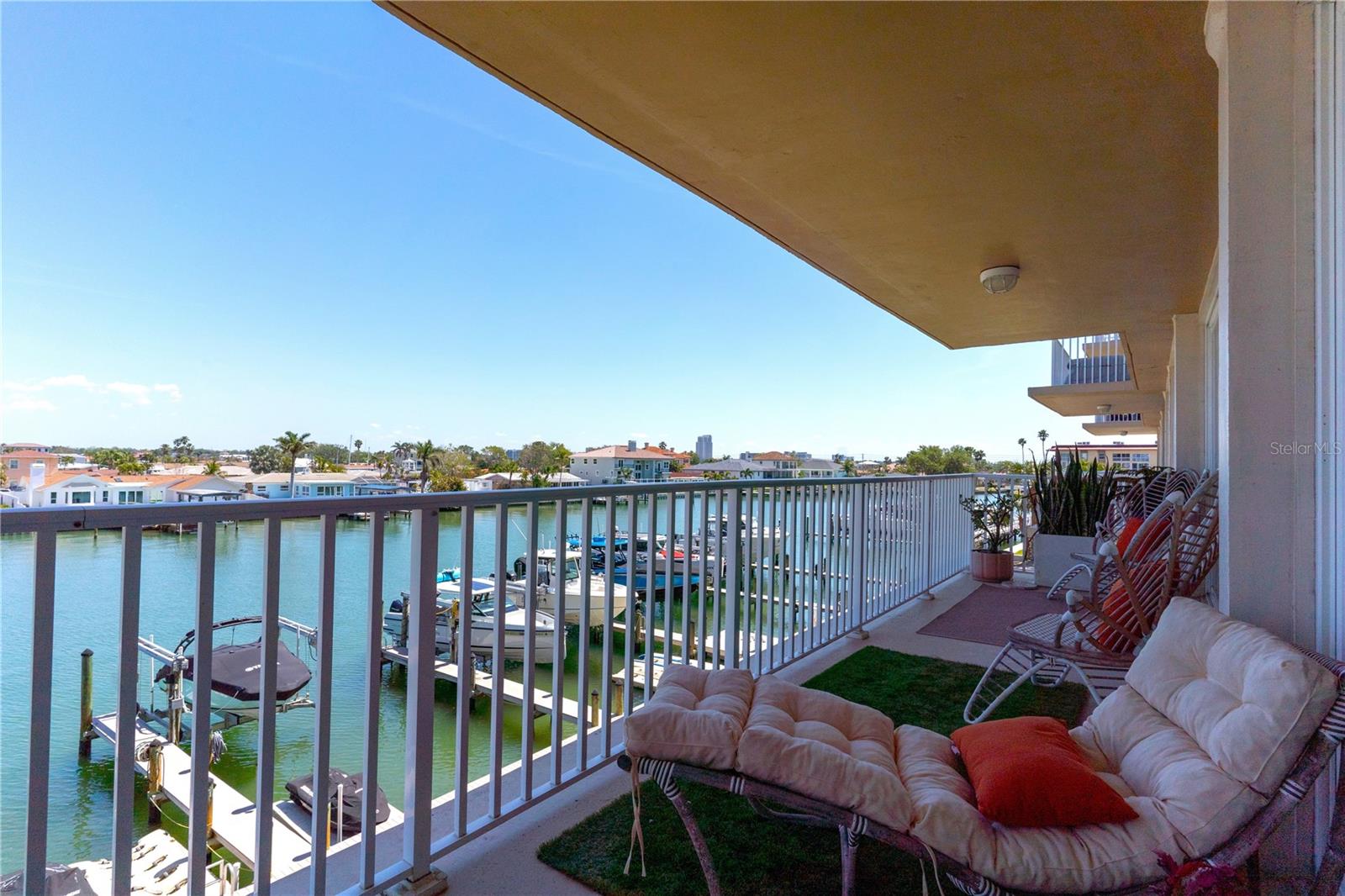 223 ISLAND WAY #3F, CLEARWATER, FL, 33767